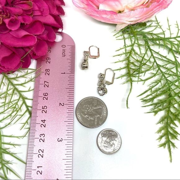 VINTAGE⚜️Crystal Cluster Drop Euro Hoop Earrings - Picture 8 of 8